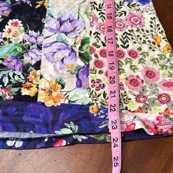 Johnny Was Multicolor Floral Patchwork V-Neck Top - Picture 7 of 8